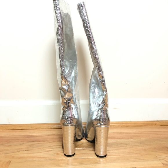 NEW Silver Knee High Croc Boots 4.33" Block Heel - Picture 5 of 9